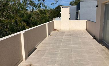 Propiedad a estrenar con Piscina en Fincas de Hudson