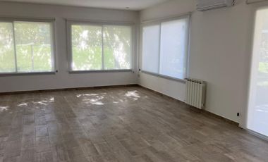 Propiedad a estrenar con Piscina en Fincas de Hudson