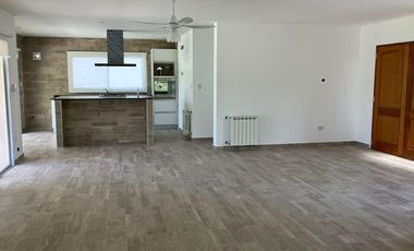 Propiedad a estrenar con Piscina en Fincas de Hudson