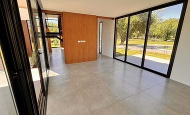 Casa en Fincas de Hudson