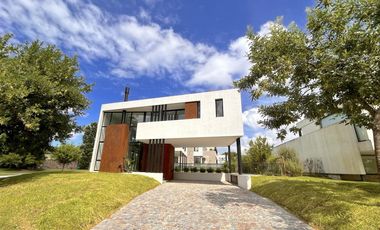 Casa en Fincas de Hudson