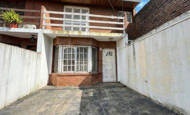 Duplex de 3 dormitorios en Quilmes Oeste