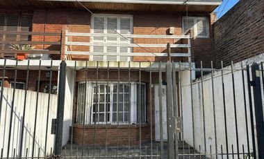 Duplex de 3 dormitorios en Quilmes Oeste