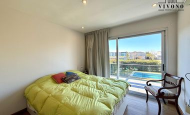 Casa en Venta en Haras Santa Maria Barrio Los Robles - 6 ambientes