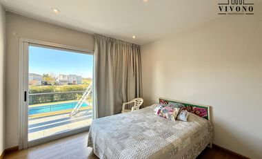 Casa en Venta en Haras Santa Maria Barrio Los Robles - 6 ambientes