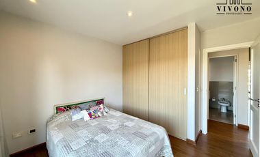 Casa en Venta en Haras Santa Maria Barrio Los Robles - 6 ambientes