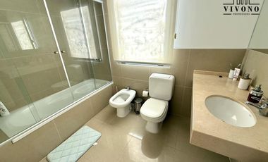 Casa en Venta en Haras Santa Maria Barrio Los Robles - 6 ambientes