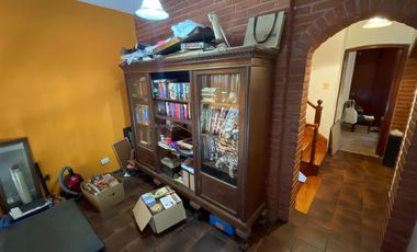 VENTA CASA 6 AMBIENTES EN CARAPACHAY