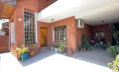 VENTA CASA 6 AMBIENTES EN CARAPACHAY