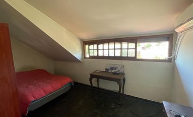 VENTA CASA 6 AMBIENTES EN CARAPACHAY