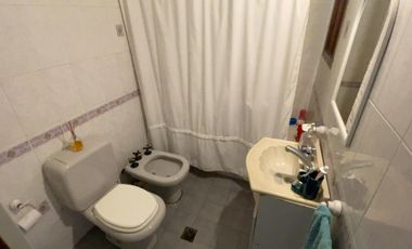 VENTA CASA 6 AMBIENTES EN CARAPACHAY