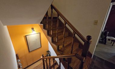 VENTA CASA 6 AMBIENTES EN CARAPACHAY