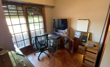 VENTA CASA 6 AMBIENTES EN CARAPACHAY