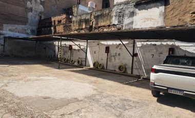 Oficinas en planta Alta calle Buenos Aires