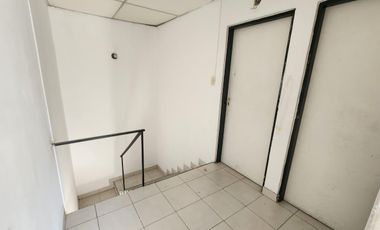 Oficinas en planta Alta calle Buenos Aires