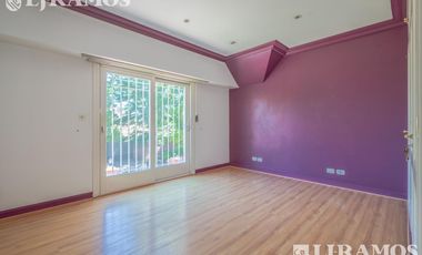 Casa en alquiler de 5 dormitorios en  La Horqueta