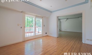 Casa en alquiler de 5 dormitorios en  La Horqueta