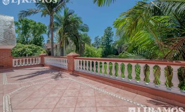 Casa en alquiler de 5 dormitorios en  La Horqueta