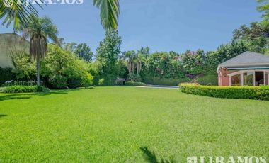 Casa en alquiler de 5 dormitorios en  La Horqueta