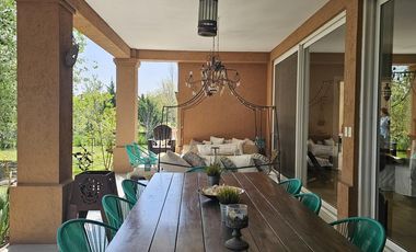 Casa en  alquiler verano en Barrio Las Glorietas, Nordelta, temporada completa 2026