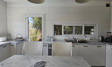 Casa en  alquiler verano en Barrio Las Glorietas, Nordelta, temporada completa 2026