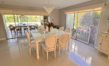 Casa en Fincas de Iraola II