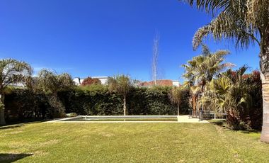 Casa en Fincas de Iraola II