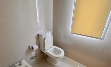 Excelente propiedad con Piscina a la Venta en Fincas Dos