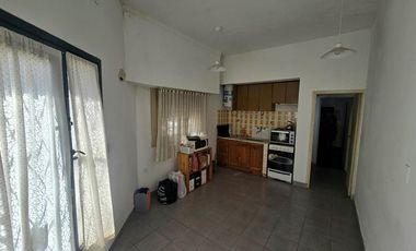 VENTA PH 2 AMBIENTES EN VILLA ADELINA