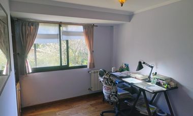 Dos viviendas independientes con quincho