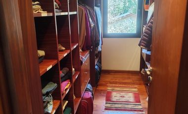 Dos viviendas independientes con quincho