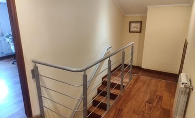 Dos viviendas independientes con quincho