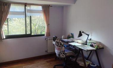 Dos viviendas independientes con quincho