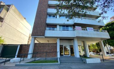 Departamento en Acassuso  3 Dorm y dependencia, vista hipodromo