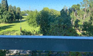 Departamento en Acassuso  3 Dorm y dependencia, vista hipodromo