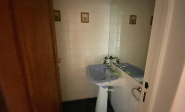 Departamento en Acassuso  3 Dorm y dependencia, vista hipodromo