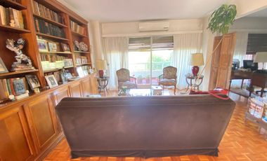 Departamento en Acassuso  3 Dorm y dependencia, vista hipodromo