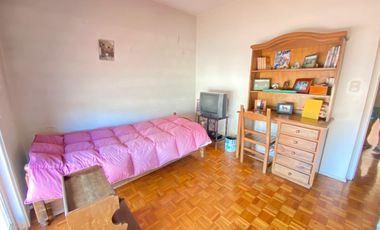 Departamento en Acassuso  3 Dorm y dependencia, vista hipodromo