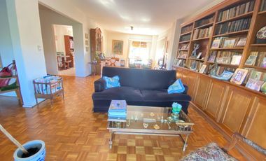 Departamento en Acassuso  3 Dorm y dependencia, vista hipodromo