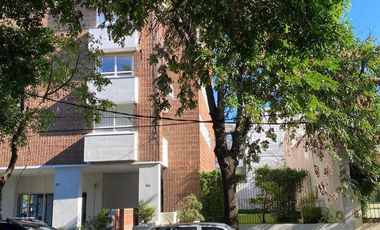 Departamento en Acassuso  3 Dorm y dependencia, vista hipodromo