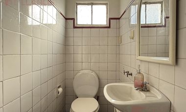 Venta de Casa de 3 dormitorios con pileta y parque, apta crédito sobre Av. Constitución, Luján.