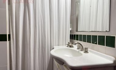 Venta de Casa de 3 dormitorios con pileta y parque, apta crédito sobre Av. Constitución, Luján.