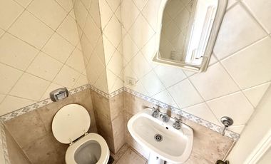 Departamento Dos Ambientes con cochera a metros de la estación de Lomas de Zamora