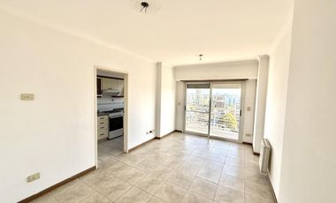 Departamento Dos Ambientes con cochera a metros de la estación de Lomas de Zamora