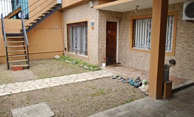 VENTA CASA MULTIFAMILIAR EN VILLA ADELINA
