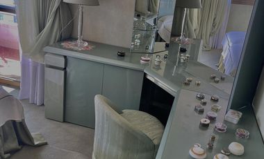 Venta Departamento 5 ambientes con cochera en Torre del Sol