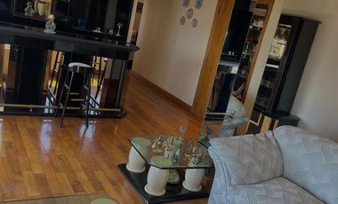 Venta Departamento 5 ambientes con cochera en Torre del Sol