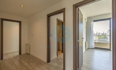 Piso de 4 ambientes con quincho, terraza y jacuzzi privados a estrenar, amenities cochera