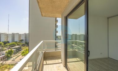 Piso de 4 ambientes con quincho, terraza y jacuzzi privados a estrenar, amenities cochera