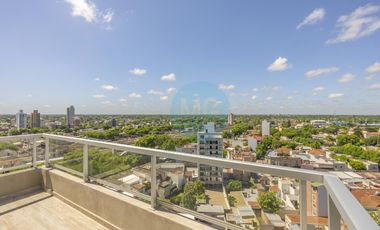 Piso de 4 ambientes con quincho, terraza y jacuzzi privados a estrenar, amenities cochera